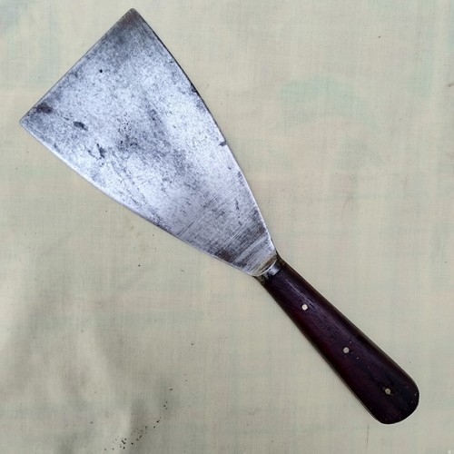 Vintage quality paint - quality, scraper